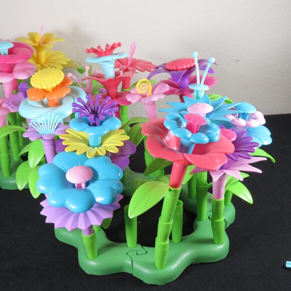 Children's Buildable Flower Toy Set - Educational STEM Garden Playset 133 PC - Picture 8 of 15